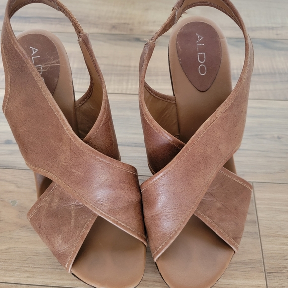 Also Leather and wood heels, 9.5, brown - Picture 4 of 5